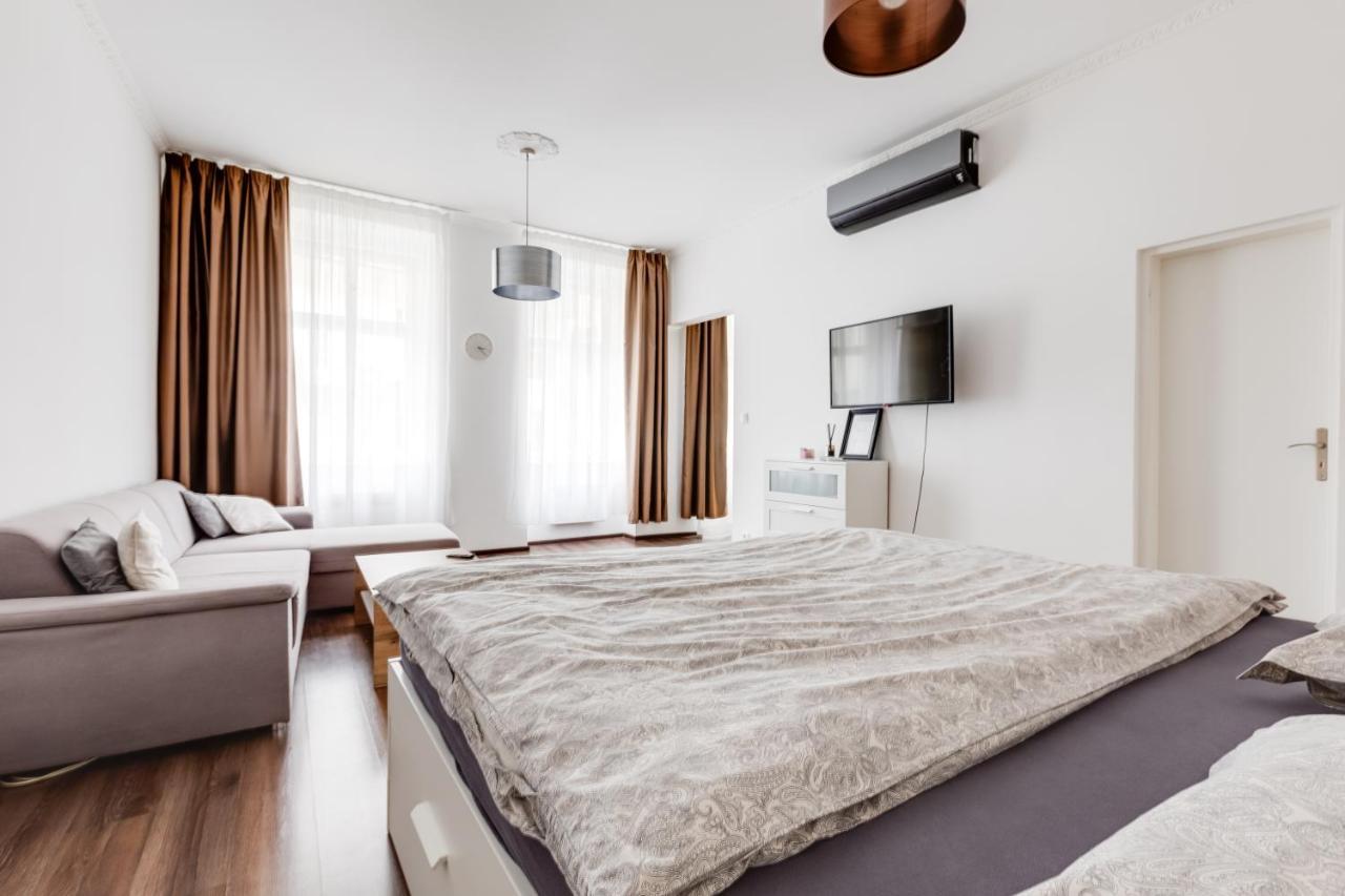 Lovely Heart Of Apartmán