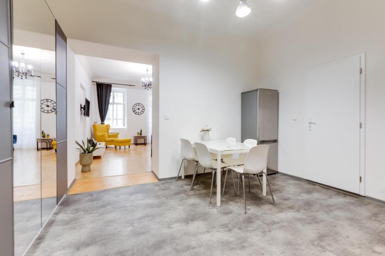 Lovely Heart Of Apartmán